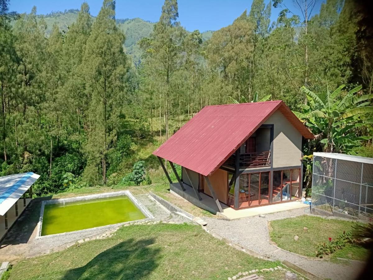 Istana Bromo Resort Екстериор снимка