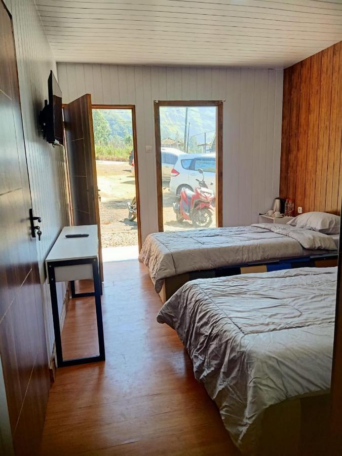 Istana Bromo Resort Екстериор снимка
